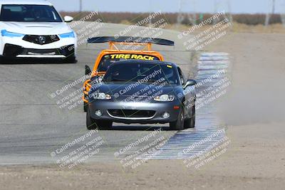 media/Nov-16-2024-CalClub SCCA (Sat) [[641f3b2761]]/Group 1/Race (Outside Grapevine)/